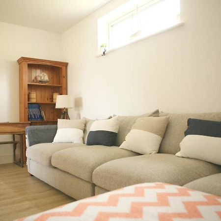 Ocean Breeze Villa Cork Luaran gambar