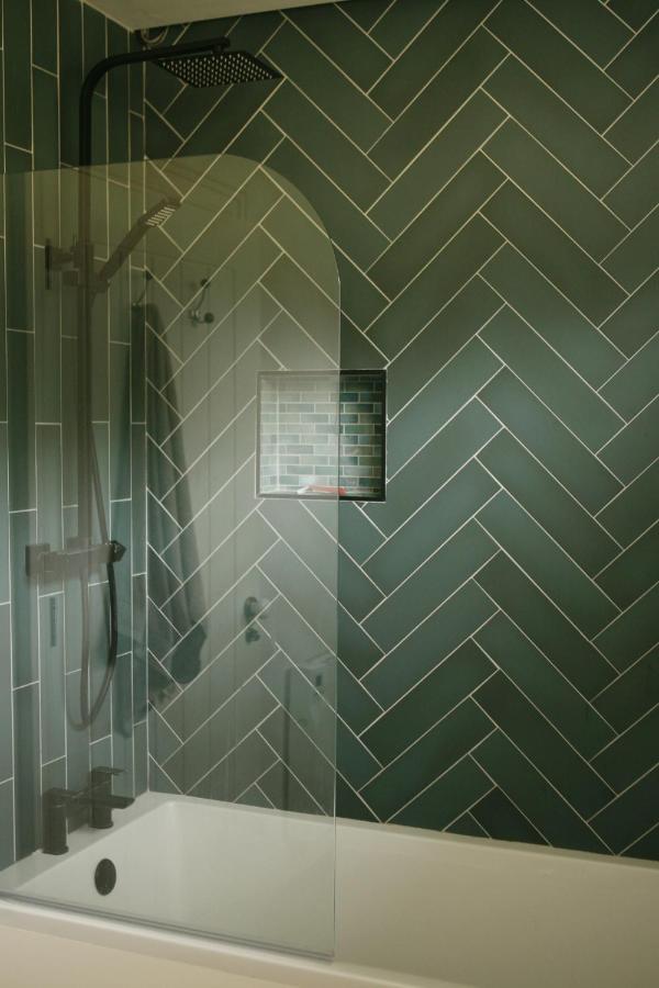 Ocean Breeze Villa Cork Luaran gambar
